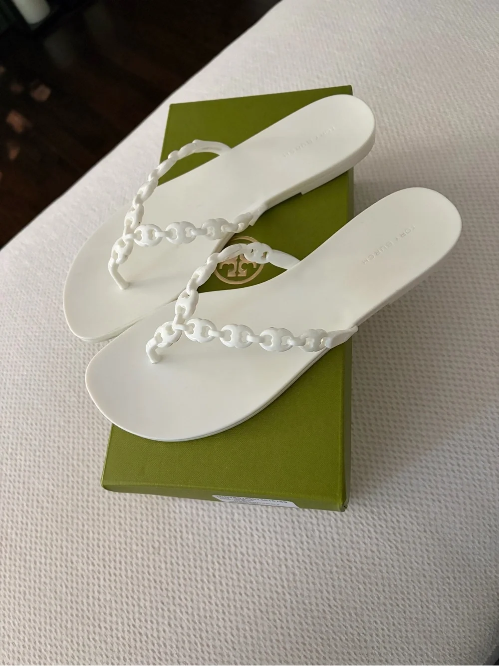Tory Burch White Chain-Link Flip Flop Sandals Jelly